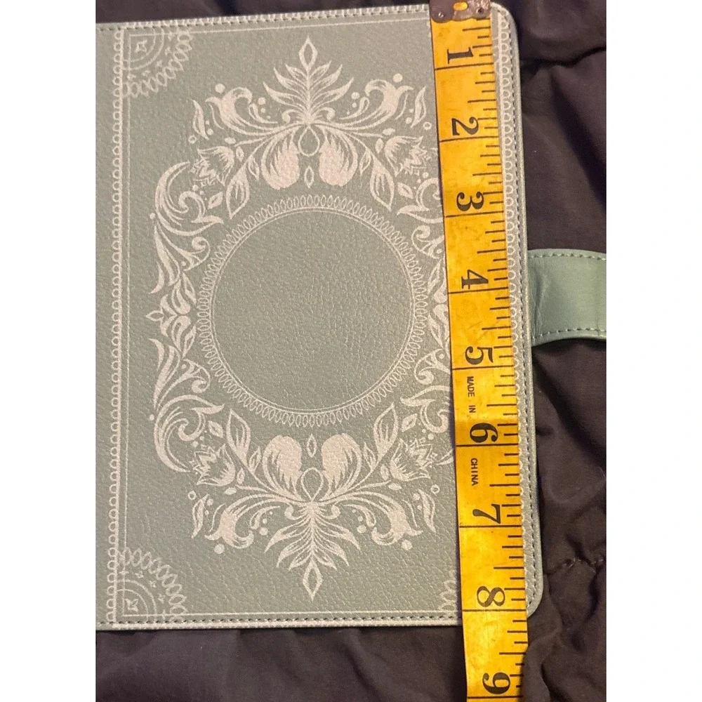iHome universal folio